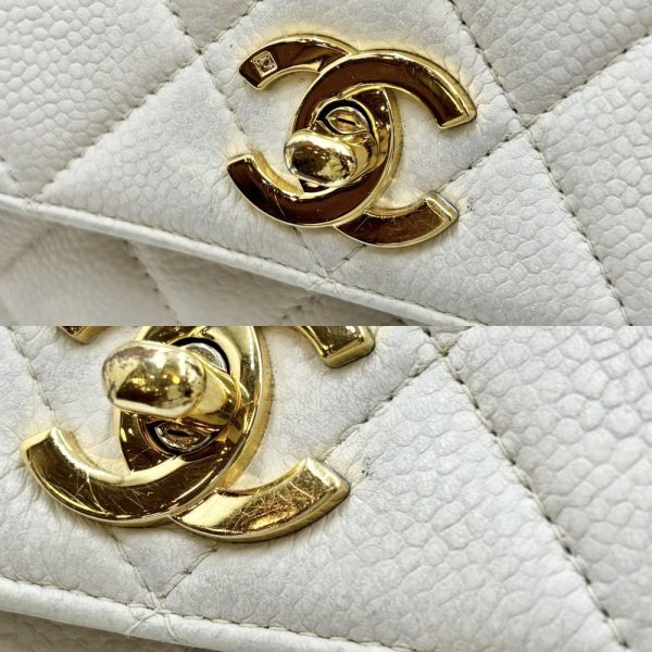 2000014246901044 15 Chanel Matelasse Handbag Ivory Gold