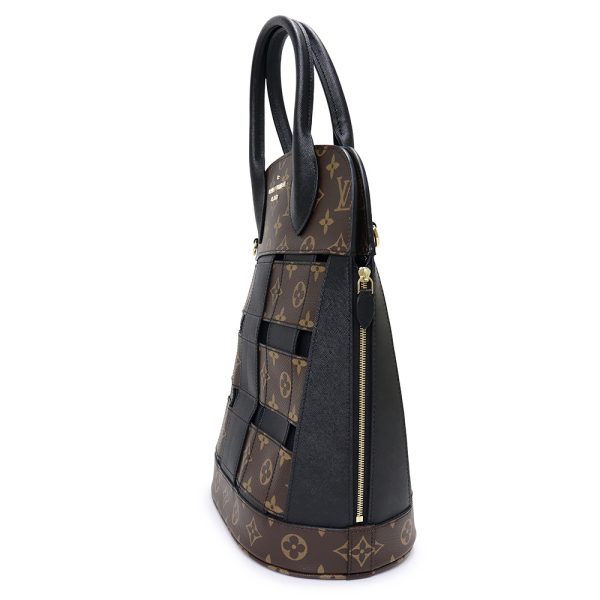 200009004019 5 Louis Vuitton Tresage Shoulder Handbag Monogram Leather Brown