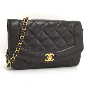 oplus 256 Chanel Pale Pink Quilted Caviar Wallet on Chain