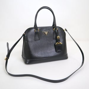 2000232256500101 1 Gucci Diana Bamboo Bag Leather Black