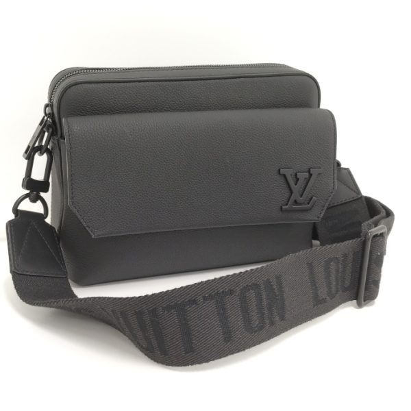 oplus 256 Louis Vuitton Aerogram Fastline Messenger Shoulder Bag Black