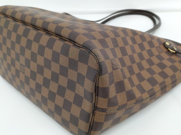 oplus 256 Louis Vuitton Neverfull MM Tote Damier Ebene Brown