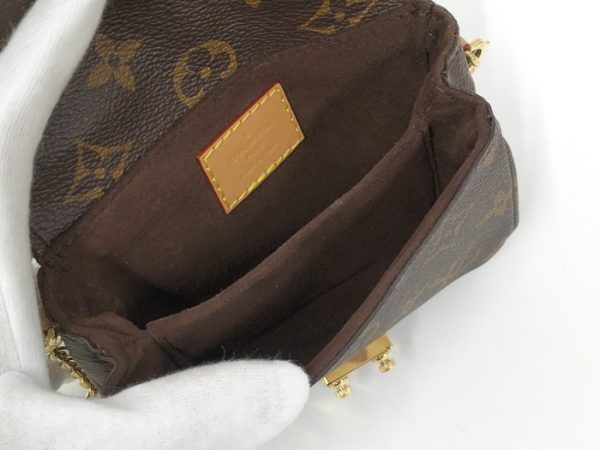 2000773258800722 8 Louis Vuitton Micro Metis Chain Shoulder Bag Monogram Gold Hardware Brown