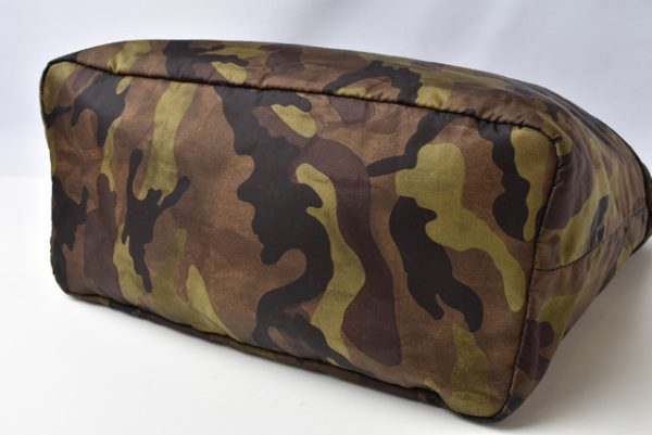 201031 18 p 6 Prada Reversible Tessuto Shoulder Bag Camouflage