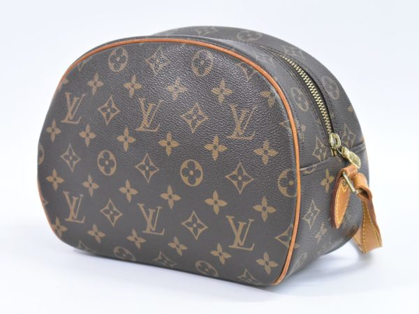 2100020000002590 2 Louis Vuitton LV Blois Shoulder Bag Pochette Brown