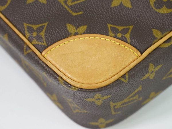 2100020000011504 7 Louis Vuitton Compiegne Pouch Bag Monogram Brown