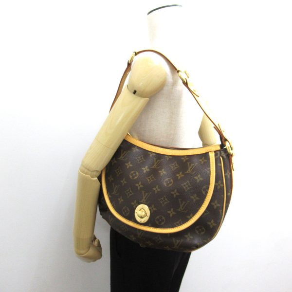 2101217974653 5 Louis Vuitton Tulum PM Shoulder Bag Brown