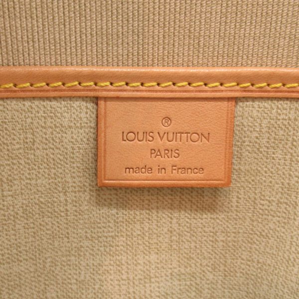 2101217999335 3 Louis Vuitton Excursion Handbag Monogram Brown