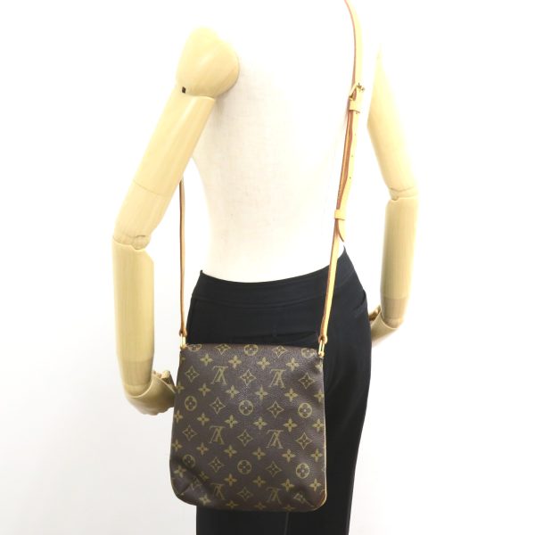 2101218056945 5 Louis Vuitton Musette Salsa Shoulder Bag Brown