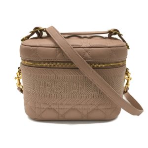 2104102271516 01 Prada Shoulder Bag Leather