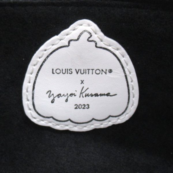 2119900009346 9 Louis Vuitton Elisabeth Pencil Case Black White