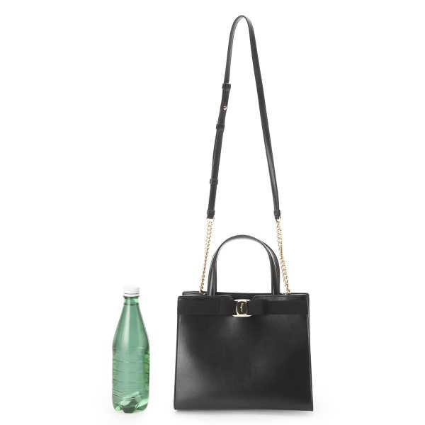 21i29003 Ferragamo Vara Tote Bag Black