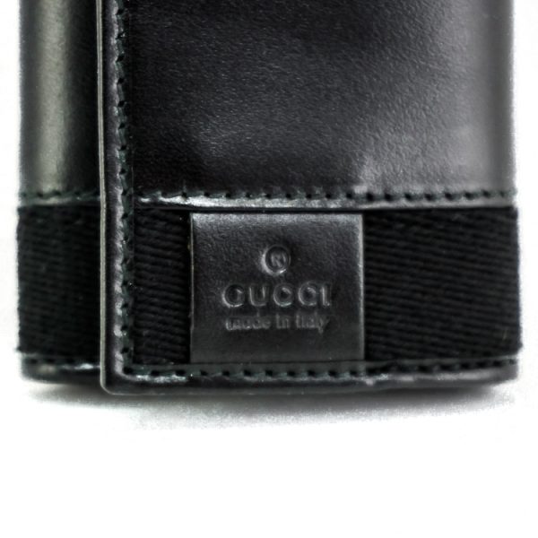 22 2204 02 Gucci Key Case Black