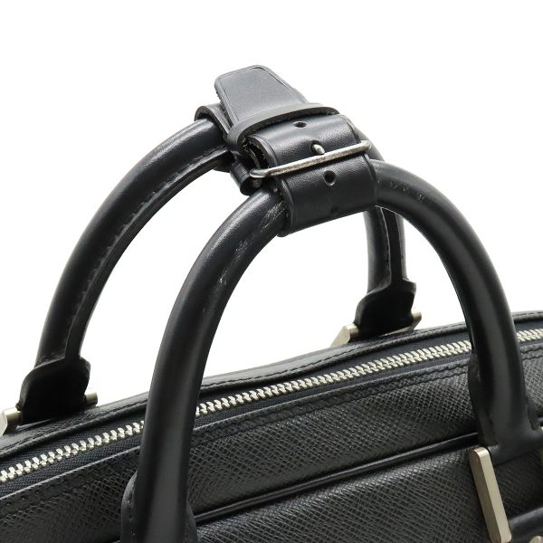 22350112 4 LOUIS VUITTON Taiga Elanga Un Posh Boston Travel Bag Ardoise Black