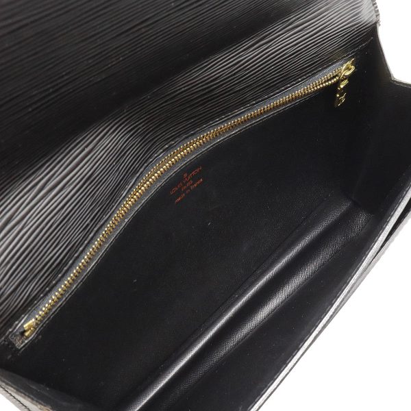 22360665 4 LOUIS VUITTON Pochette Serie Dragonne Epi Black