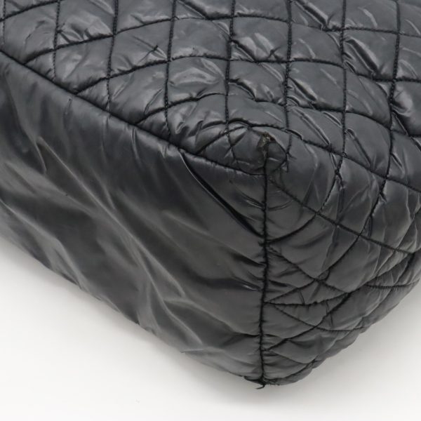 22390585 3 Chanel Coco Cocoon Medium Tote Quilted Nylon Black Red