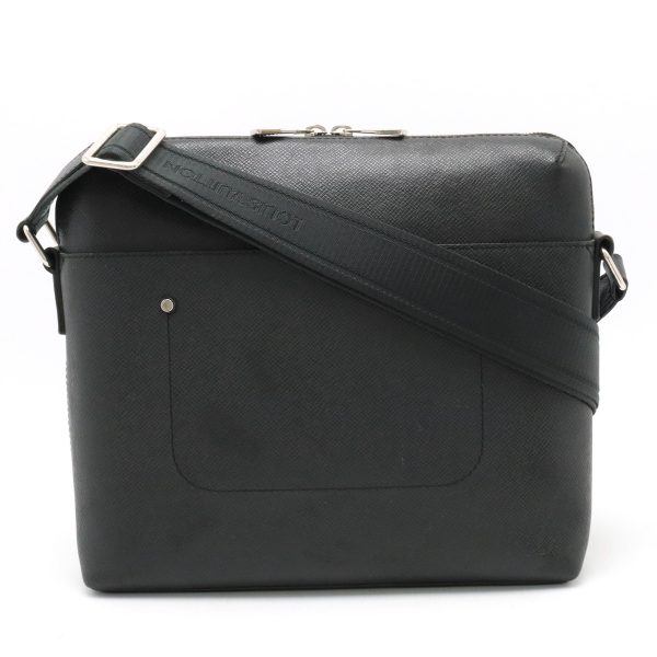 22401174 1 LOUIS VUITTONTaiga Grigori Messenger Crossbody Shoulder Bag Ardoise Black