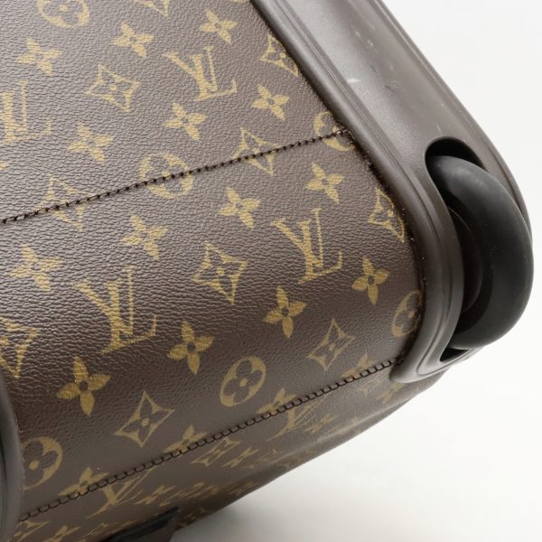 22410799 3 LOUIS VUITTON Eor 50 Boston Bag Monogram