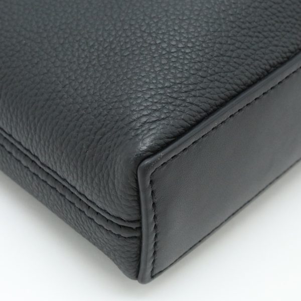 22430153 3 LOUIS VUITTON Aerogram Pochette IPAD Clutch Bag Black