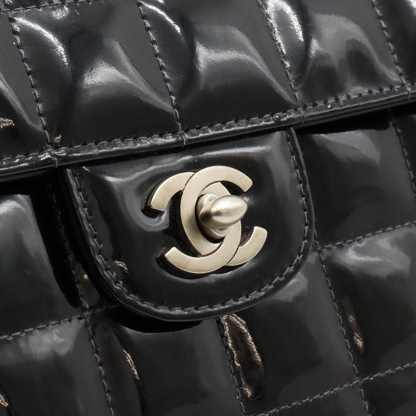 22430573 8 Chanel Chocolate Bar Chain Shoulder Bag Black