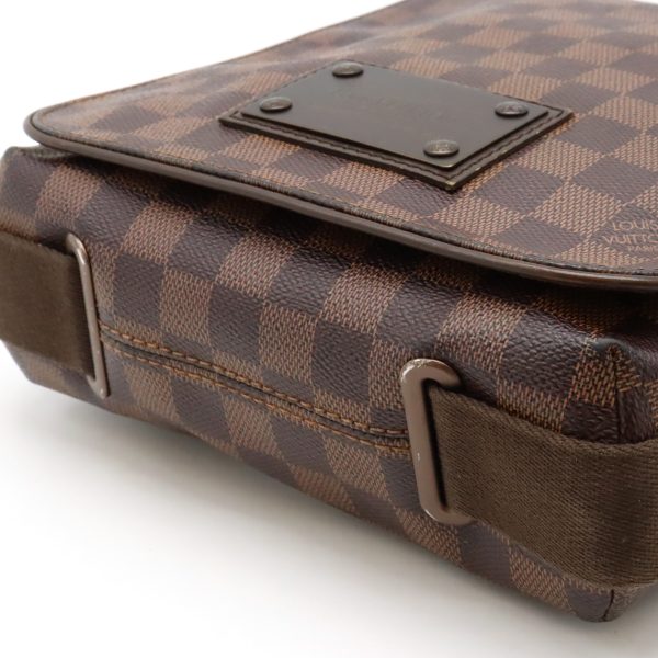 22430755 3 LOUIS VUITTON Brooklyn PM Shoulder Bag Damier