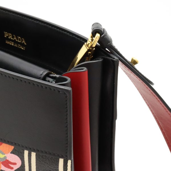 22430986 5 Prada Shoulder Bag Leather Nero Black