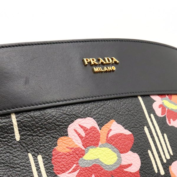 22430986 7 Prada Shoulder Bag Leather Nero Black