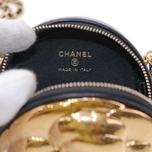 23 4366 09 Chanel Camellia Shoulder Bag Black