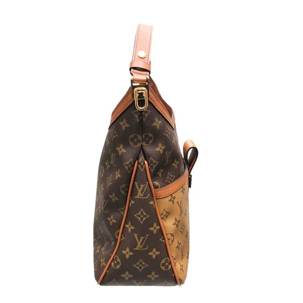 23018111 05 Louis Vuitton Dauphine MM Monogram Reverse Hobo Shoulder Bag