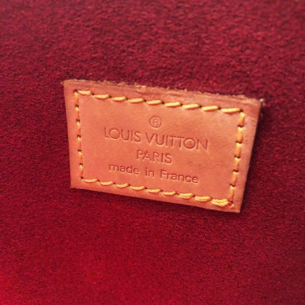 23020126 08 Louis Vuitton Croissant Monogram Shoulder Bag