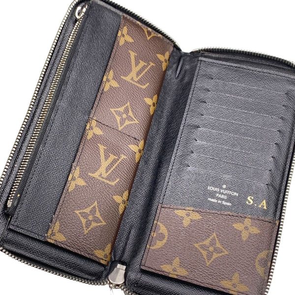 23030492 07 Louis Vuitton Zippy Wallet Vertical Macassar Wallet