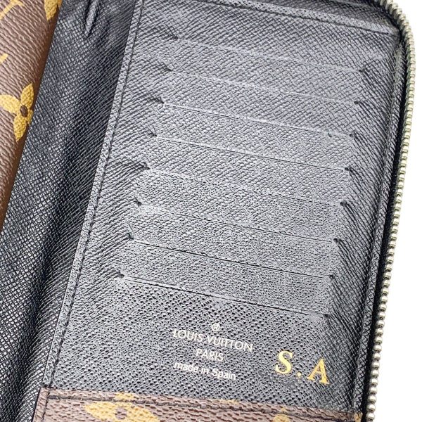 23030492 09 Louis Vuitton Zippy Wallet Vertical Macassar Wallet