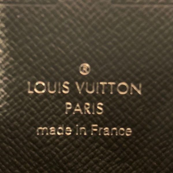 23040284 07 Louis Vuitton Soft Trunk Wallet Leather Black