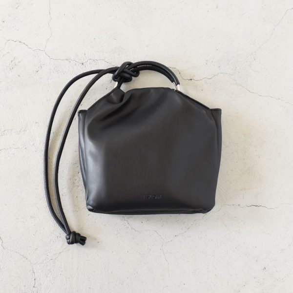 2304510111910 15 Eslow Jump Ring Hand Bag