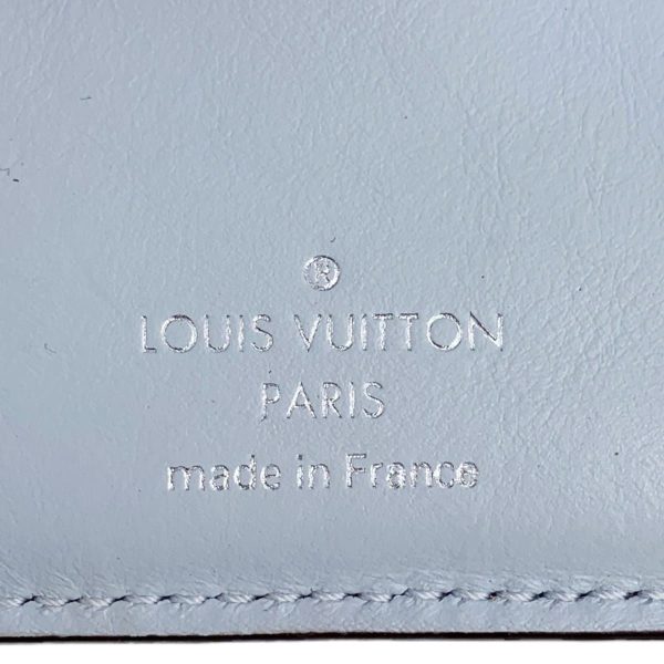 23047419 09 Louis Vuitton Claire Womens Wallet Mahina Vert Lagoon