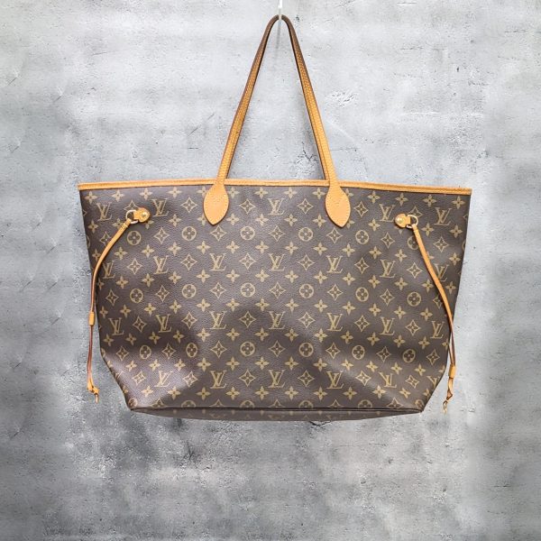 23100063 02 Louis Vuitton Neverfull GM Monogram Tote Bag