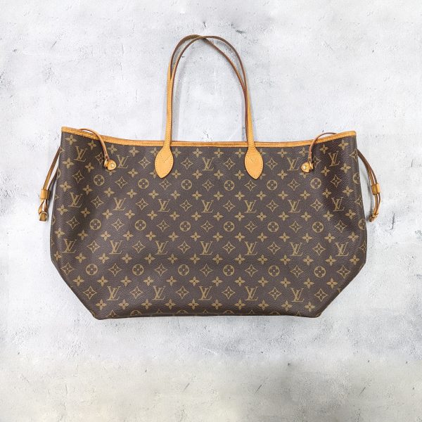 23100063 11 Louis Vuitton Neverfull GM Monogram Tote Bag