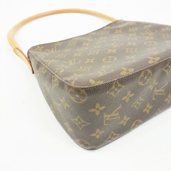 23100588 10 Louis Vuitton Looping MM Monogram Shoulder Bag