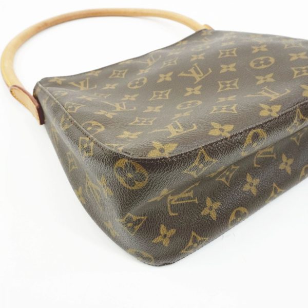 23100589 10 Louis Vuitton Looping MM Shoulder Bag Brown