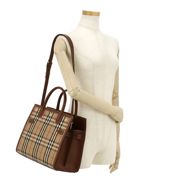 231006 bg5 1 t2 BURBERRY Small Title Handbag Leather Beige