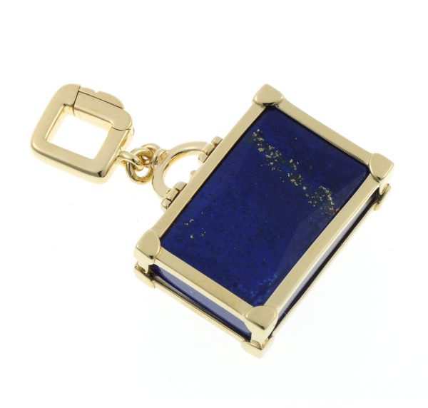 2310219 3 Louis Vuitton Yellow Gold Trunk Bag Motif Pendant Charm