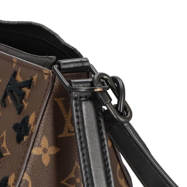 23504 8 Louis Vuitton Trio Messenger Bag Monogram Taffetage