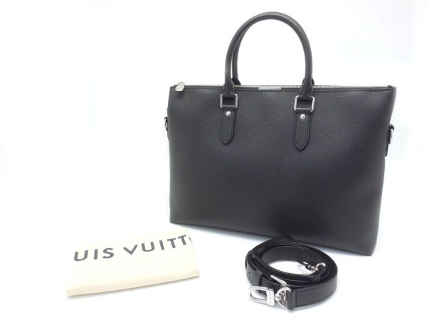 2374aucno1 15 Saint Laurent Paris Black Baby Cabas 2WAY Bag