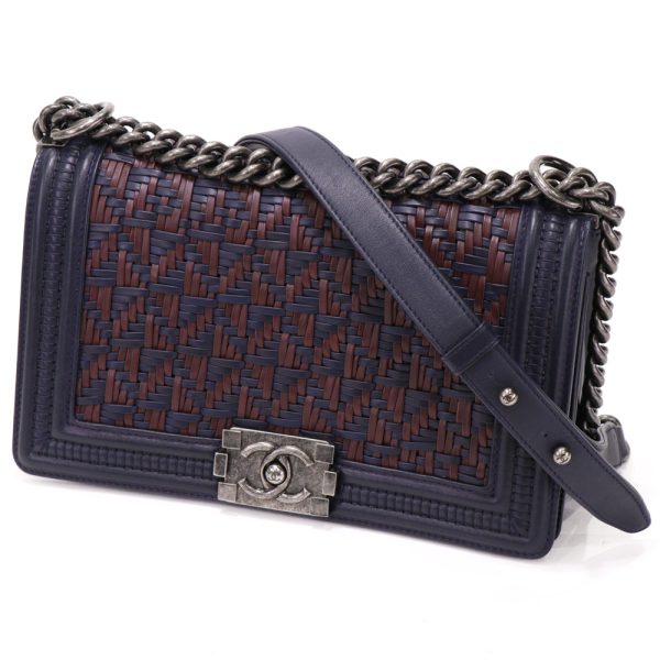 24 0732 01 Chanel Boy Shoulder Bag Navy