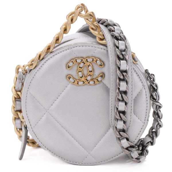 24 0733 02 Chanel 19 Shoulder Bag Gray