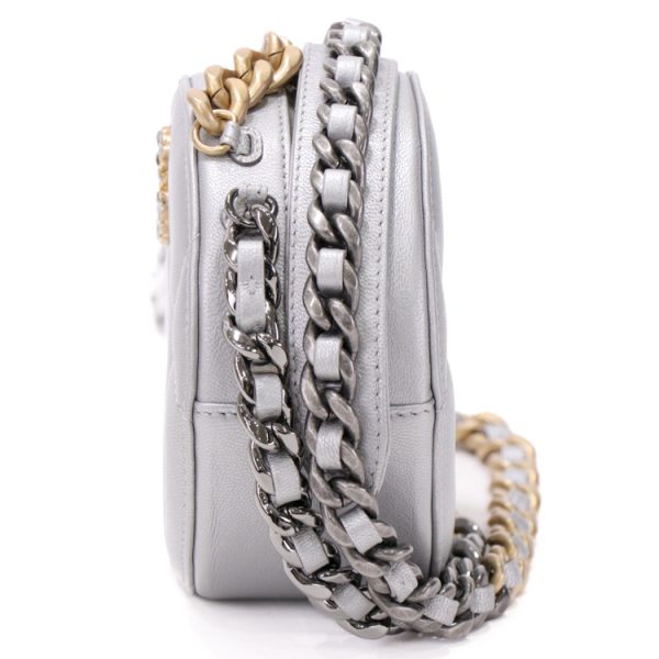 24 0733 03 Chanel 19 Shoulder Bag Gray