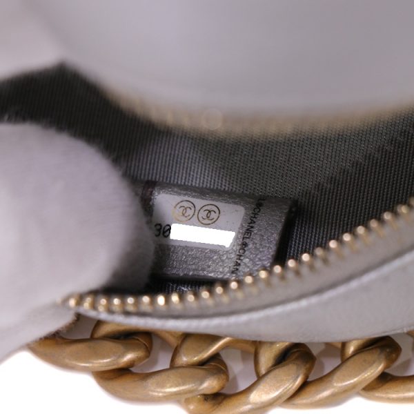 24 0733 12 Chanel 19 Shoulder Bag Gray