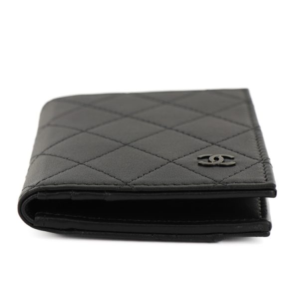 24 1221 04 Chanel Mini Matelasse Card Case Black