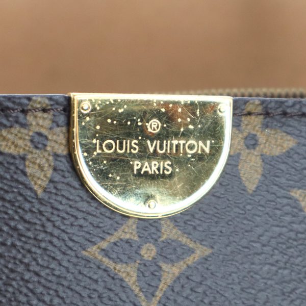 24 2284 09 Louis Vuitton Flandrine 2WAY Bag