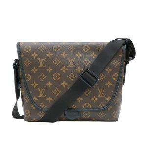 240151 1 Louis Vuitton Taiga Baikal Ardoise Leather Black